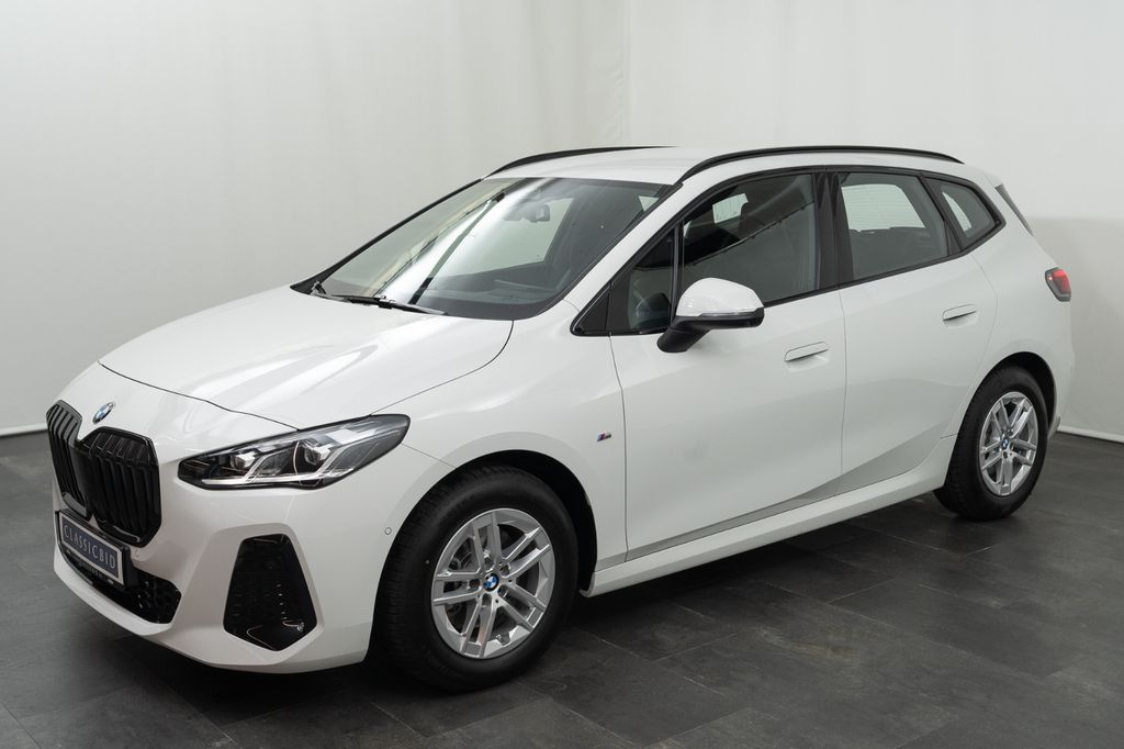 BMW 220 2024