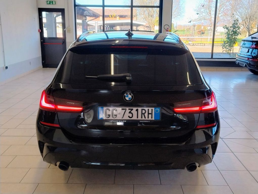 BMW 330 2021