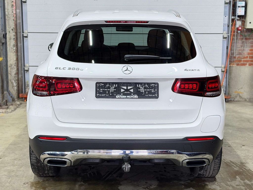 Mercedes-Benz GLC 300 2021