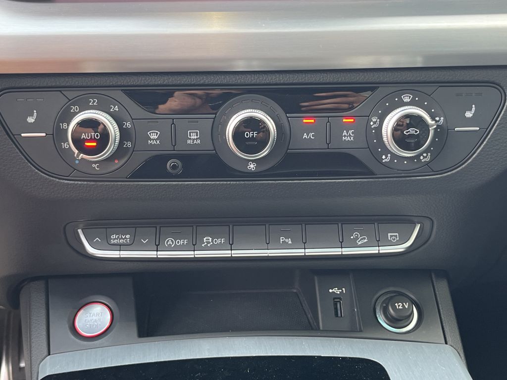 Audi SQ5 2022
