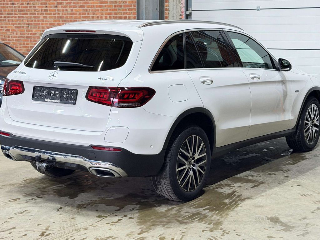 Mercedes-Benz GLC 300 2021