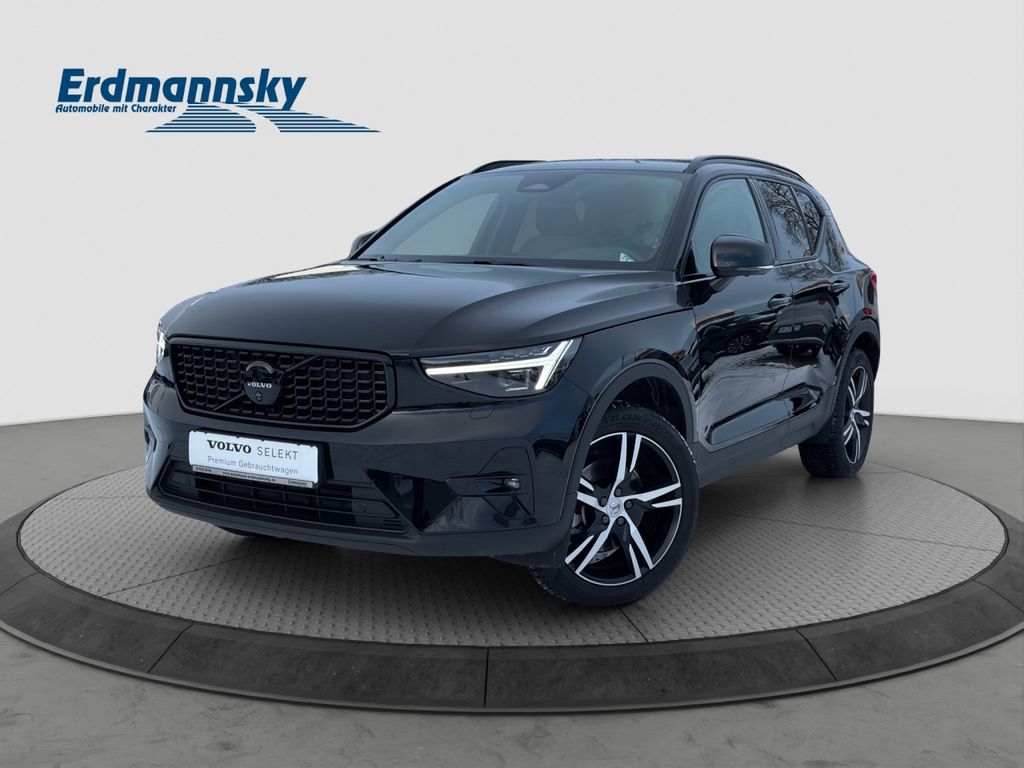 Volvo XC40 2025