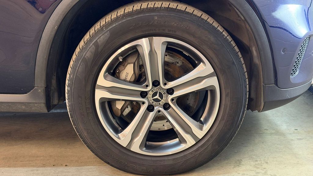 Mercedes-Benz GLC 300 2022