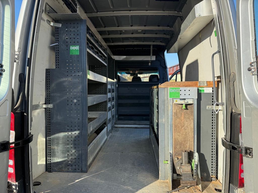 Mercedes-Benz Sprinter 2013