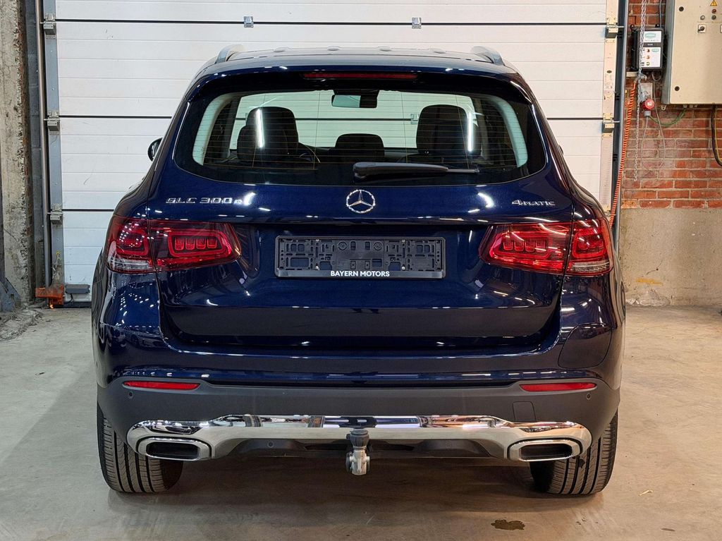 Mercedes-Benz GLC 300 2022