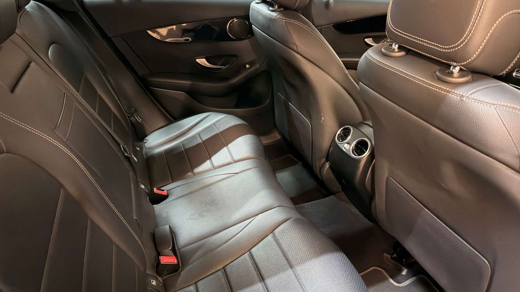 Mercedes-Benz GLC 300 2022