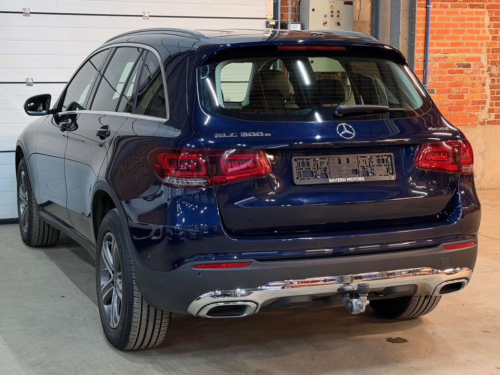 Mercedes-Benz GLC 300 2022