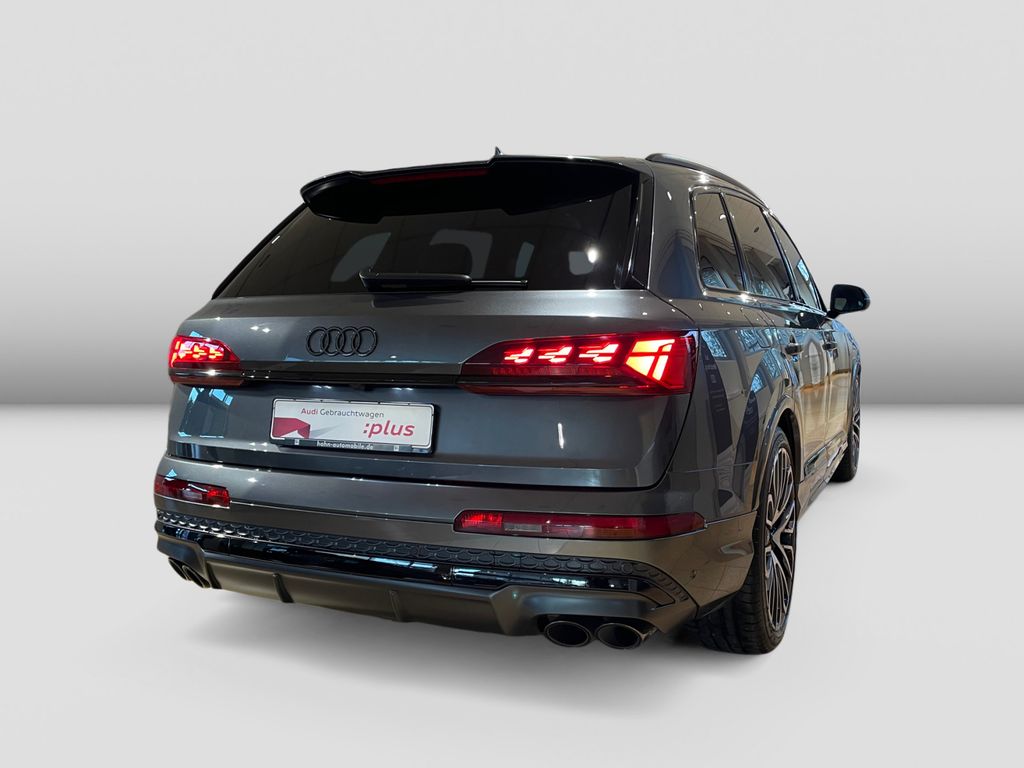 Audi SQ7 2025