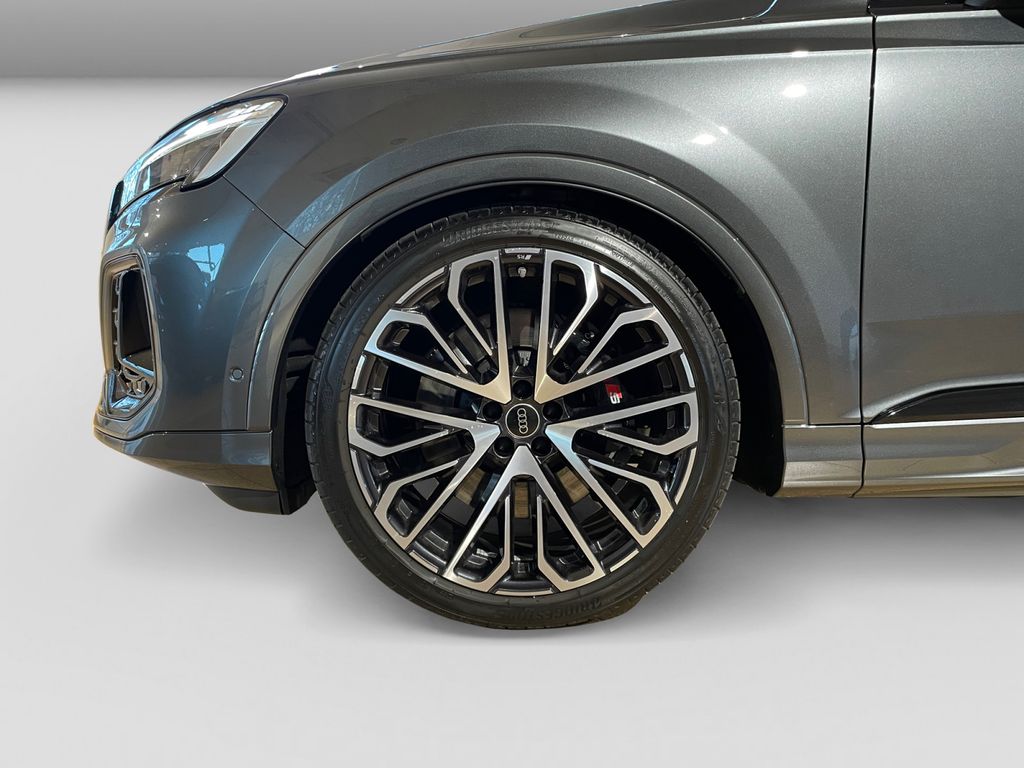 Audi SQ7 2025