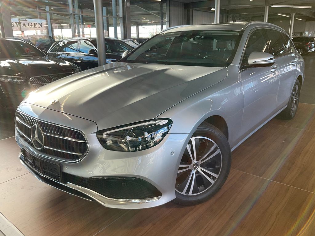 Mercedes-Benz E 220 2022