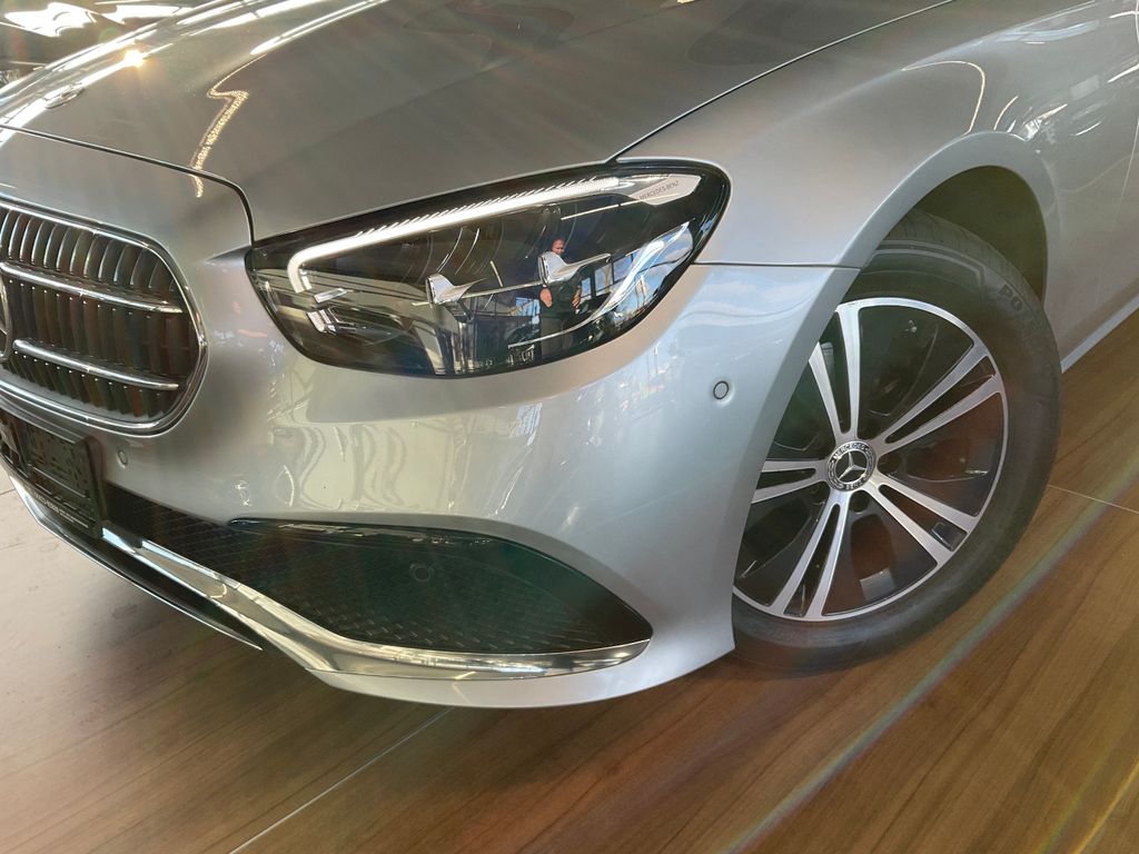 Mercedes-Benz E 220 2022