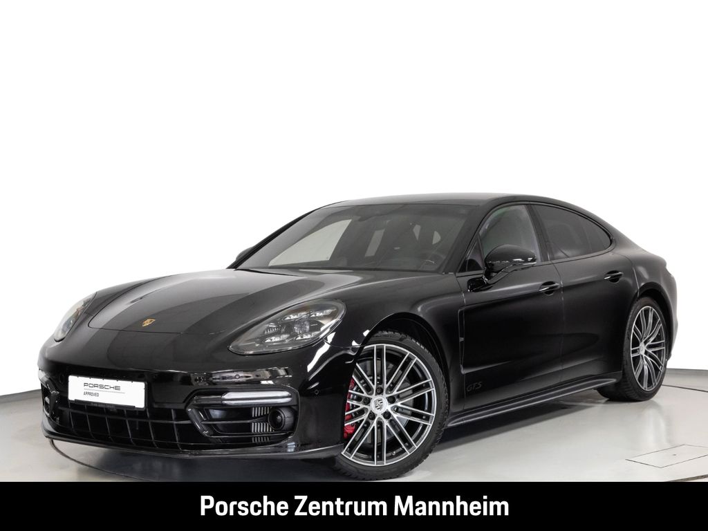 Porsche Panamera 2022