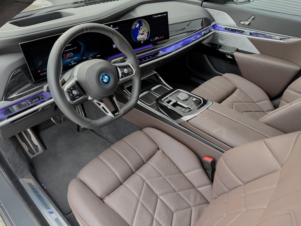 BMW i7 2023