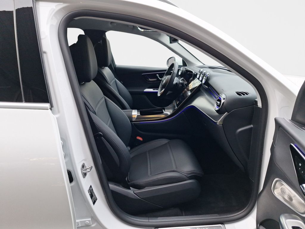 Mercedes-Benz GLC 300 2025