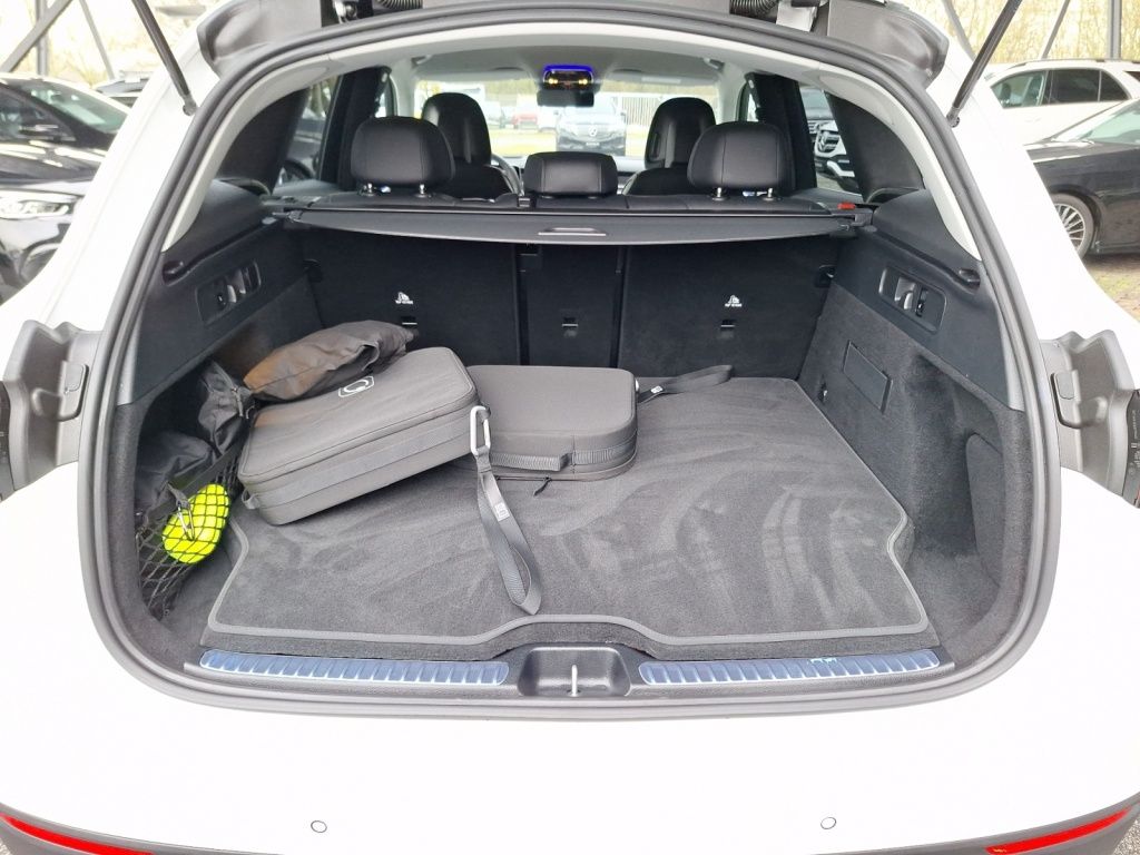 Mercedes-Benz GLC 300 2025