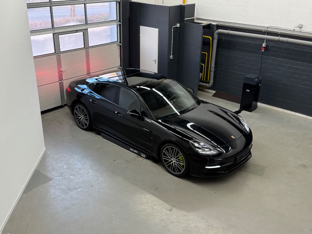 Porsche Panamera 2019