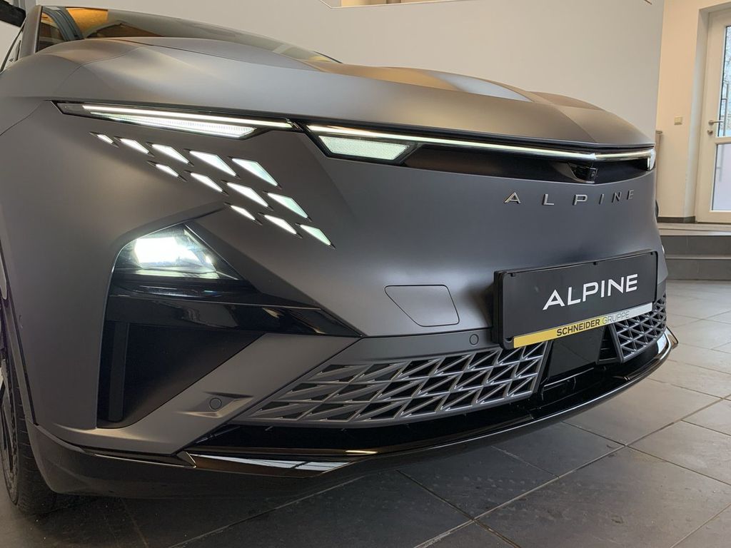 Alpine A390