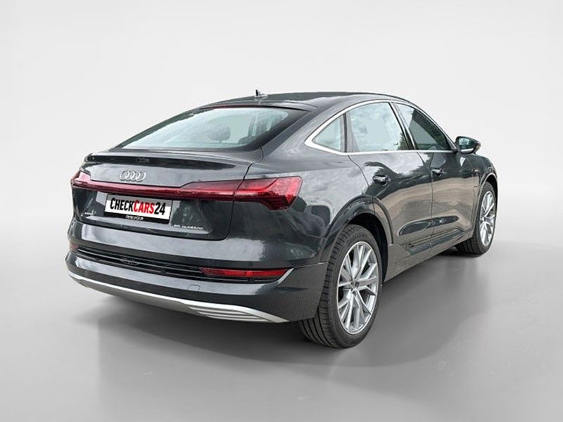 Audi e-tron 2023