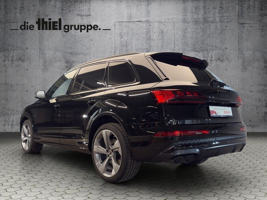 Audi SQ7 2025