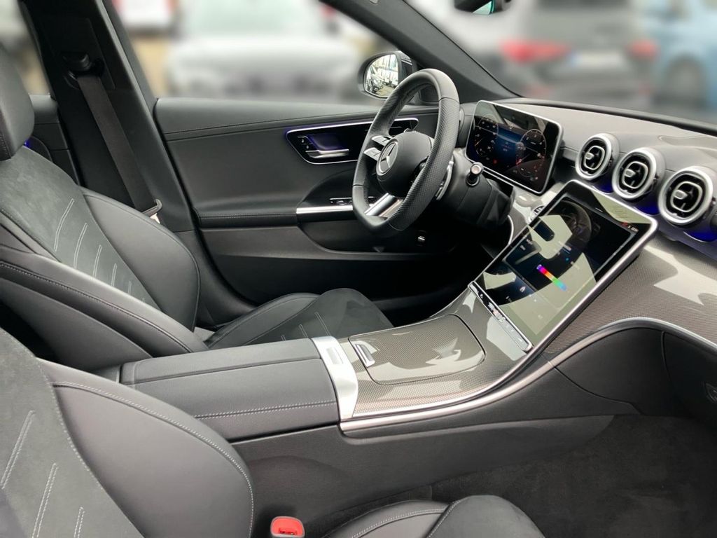 Mercedes-Benz C 300 2025