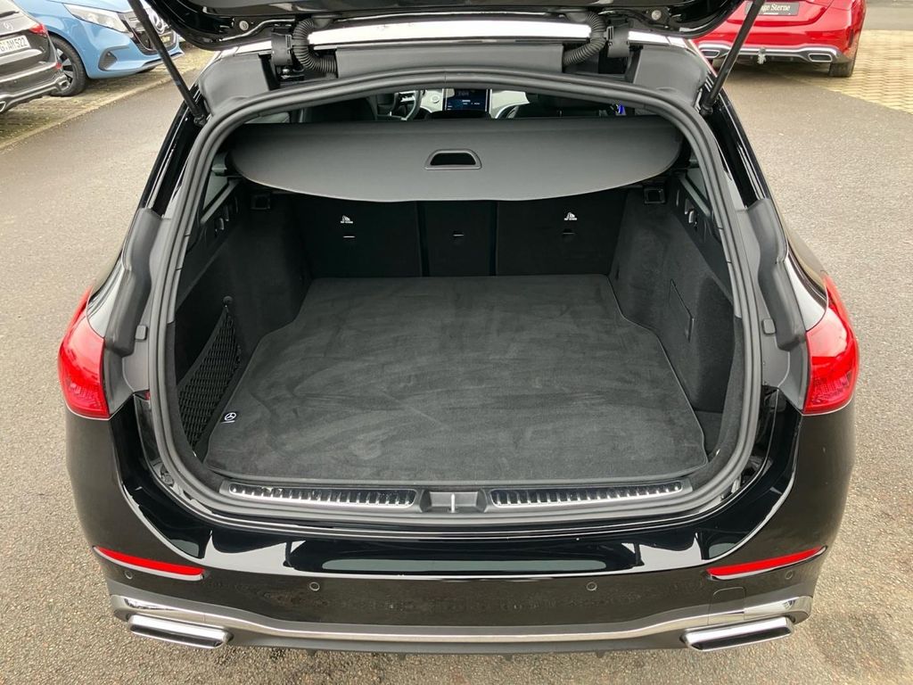 Mercedes-Benz C 300 2025