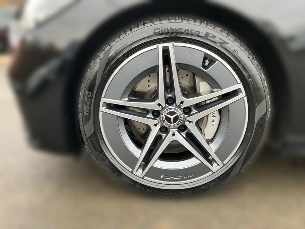 Mercedes-Benz C 300 2025