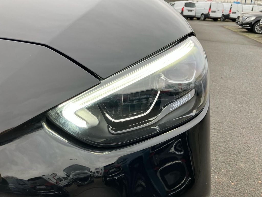 Mercedes-Benz C 300 2025