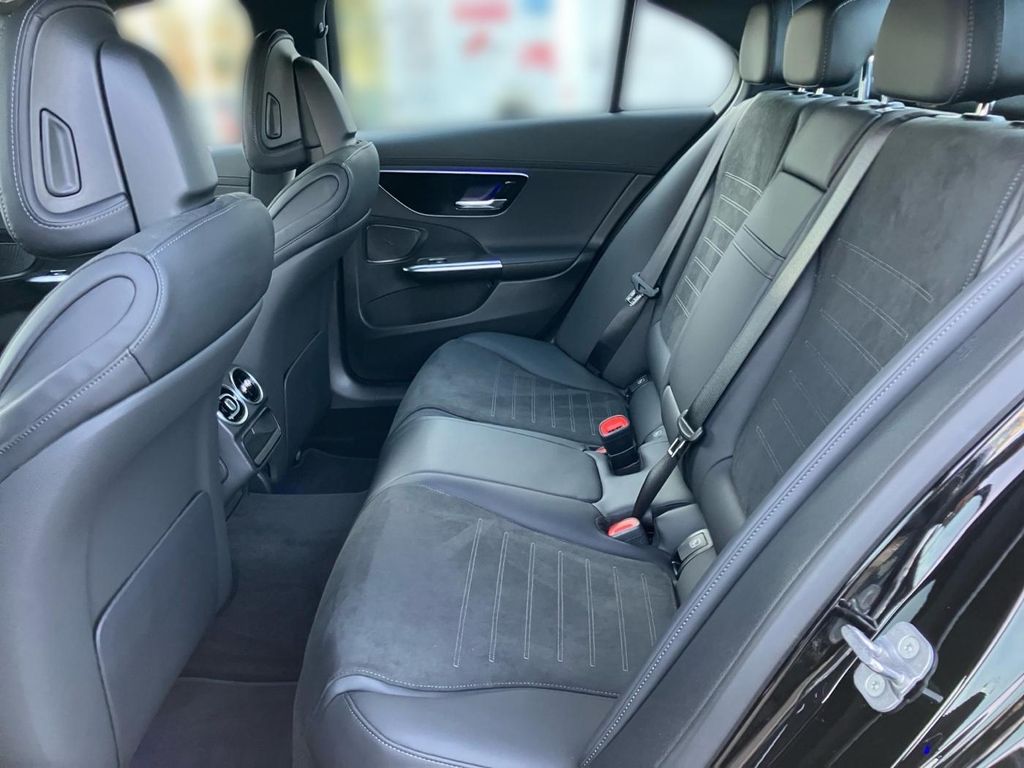 Mercedes-Benz C 220 2025