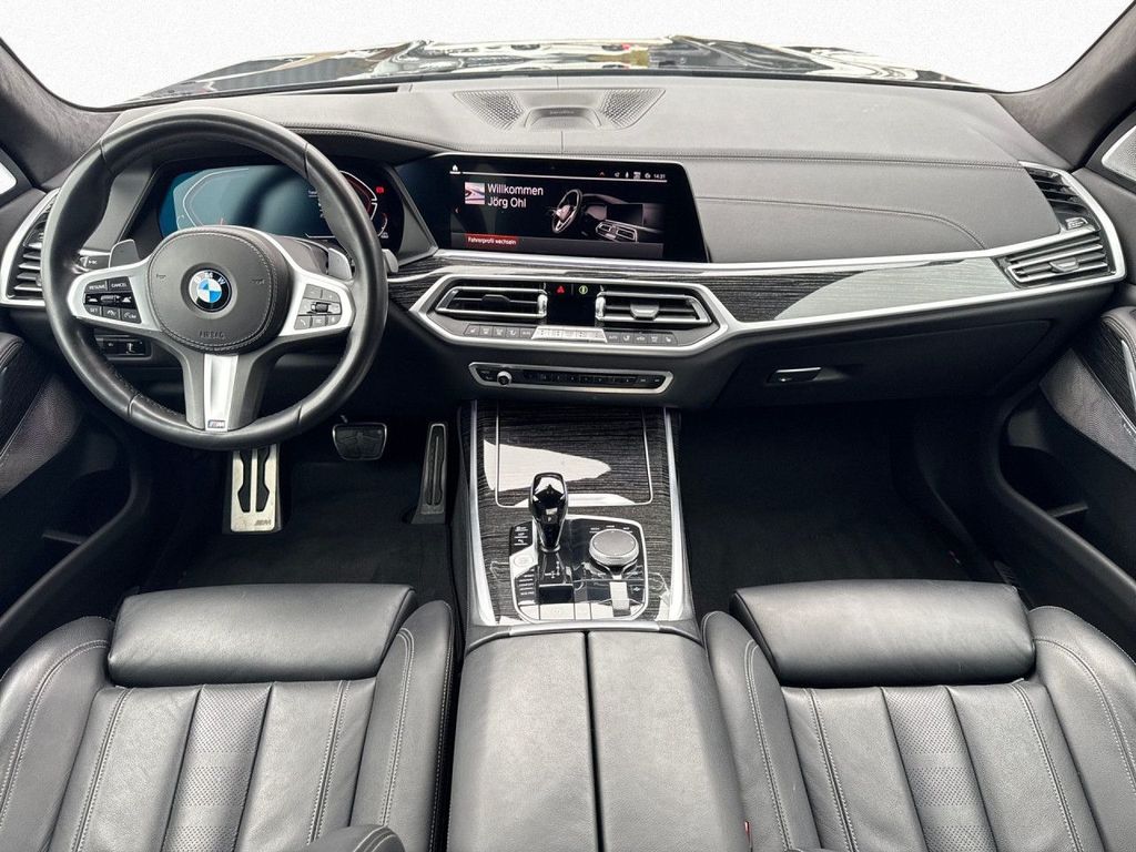 BMW X7 2022