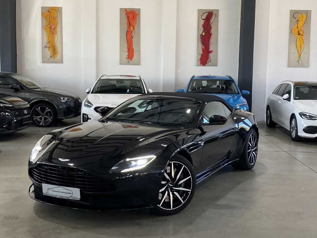 Aston Martin DB11 2019