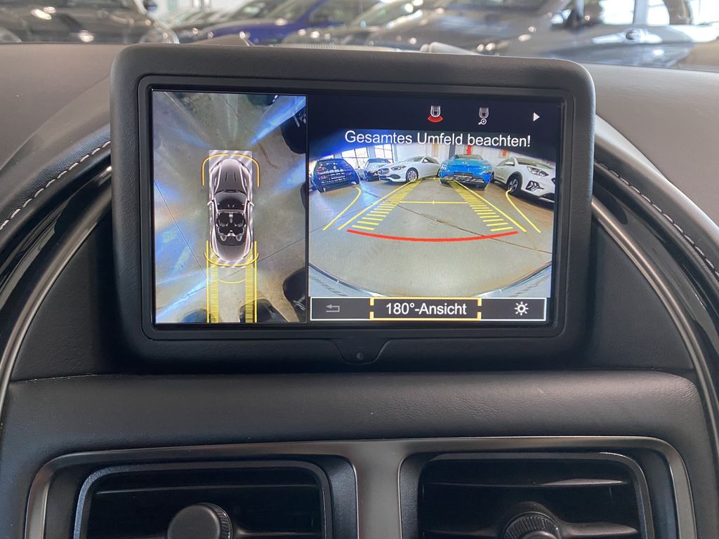 Aston Martin DB11 2019