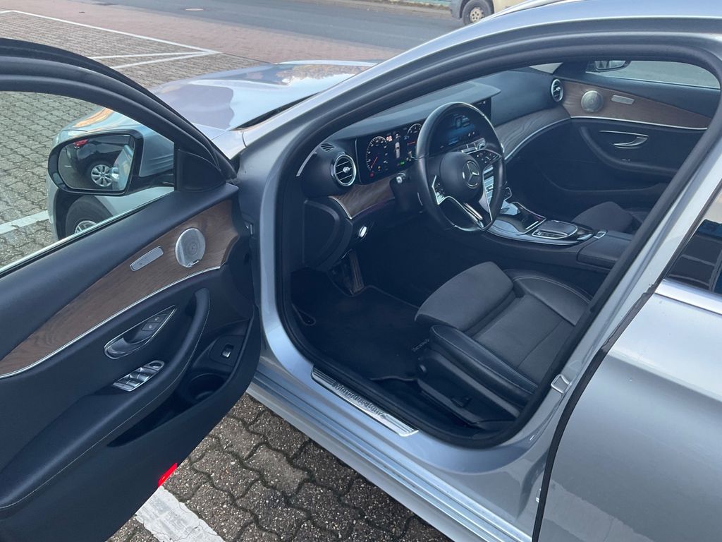 Mercedes-Benz E 300 2021