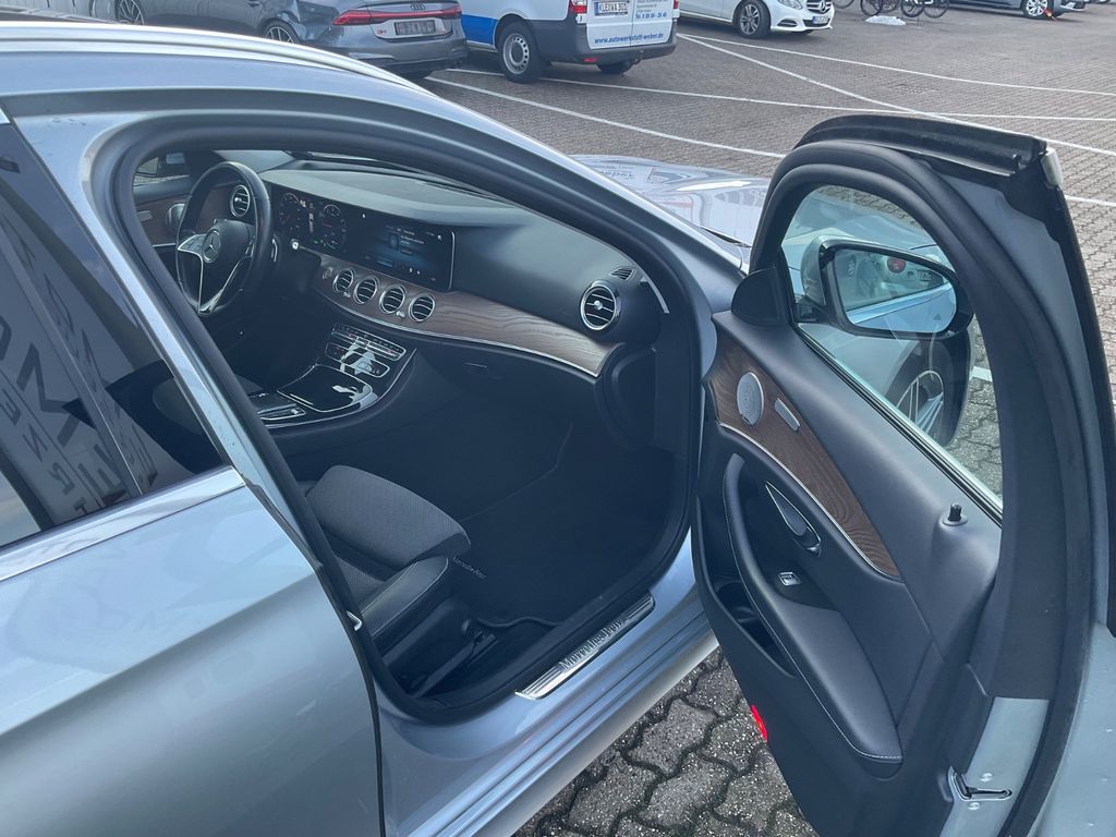 Mercedes-Benz E 300 2021