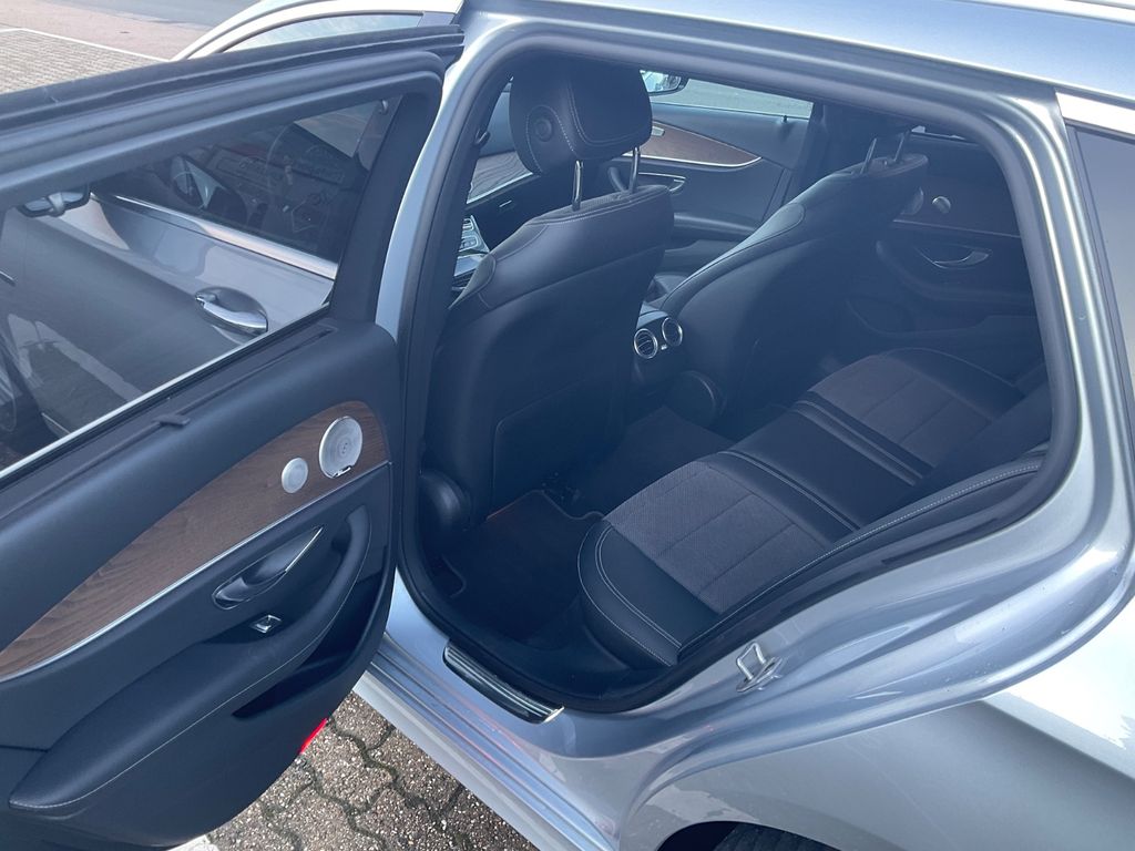 Mercedes-Benz E 300 2021