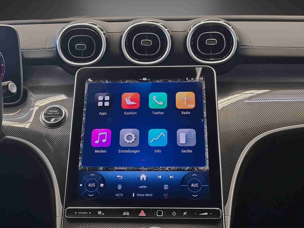 Mercedes-Benz C 300 2024