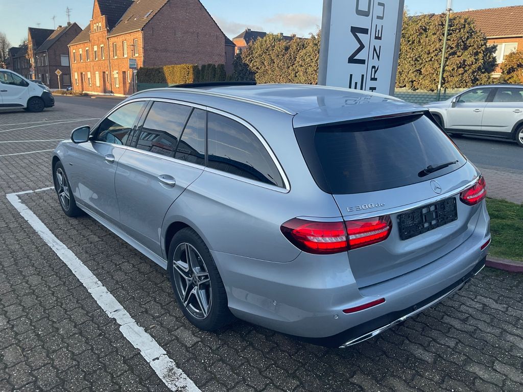 Mercedes-Benz E 300 2021