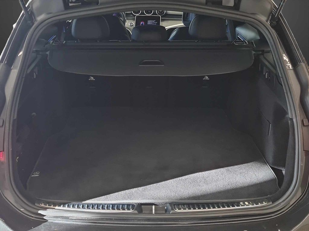 Mercedes-Benz C 300 2024