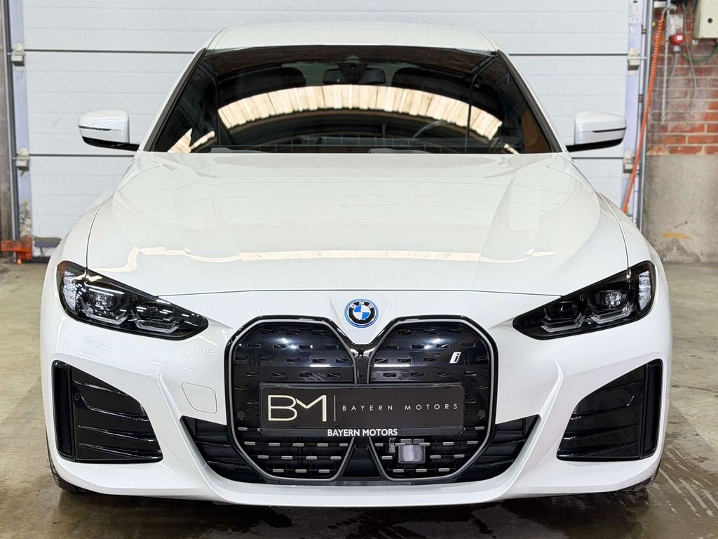 BMW i4 2023