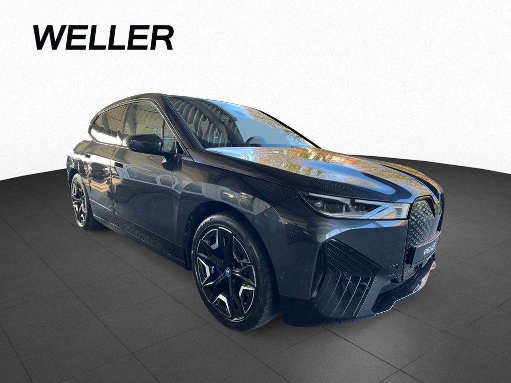 BMW iX 2023