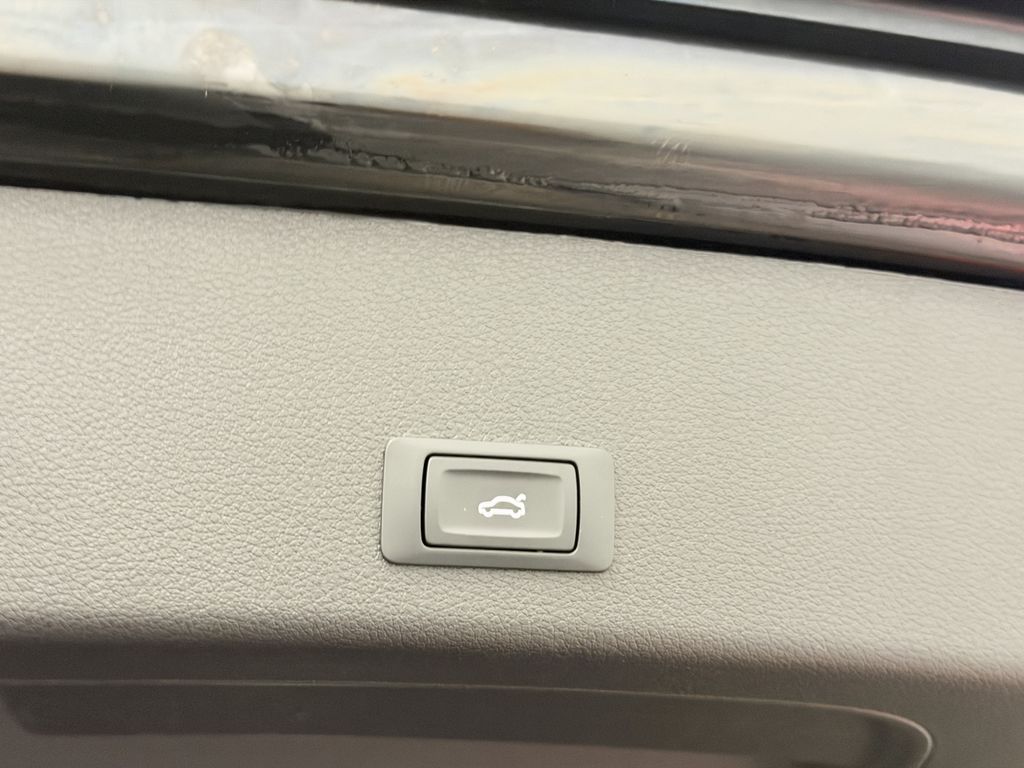 Audi e-tron 2022