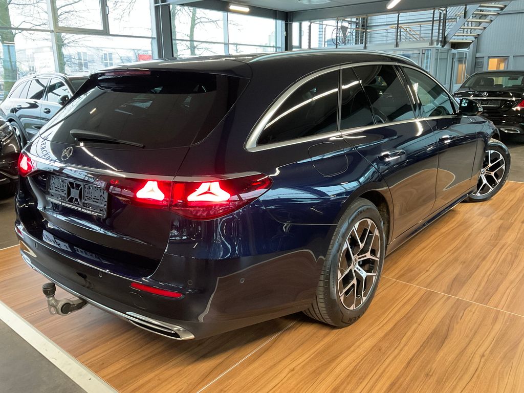 Mercedes-Benz E 220 2024