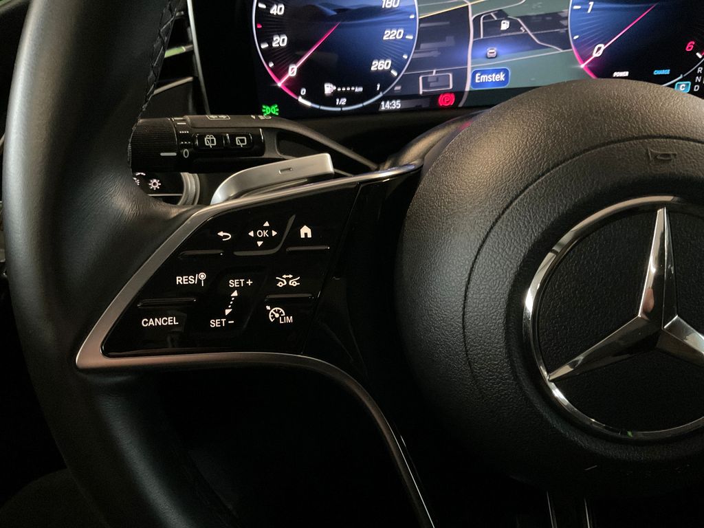 Mercedes-Benz E 220 2024