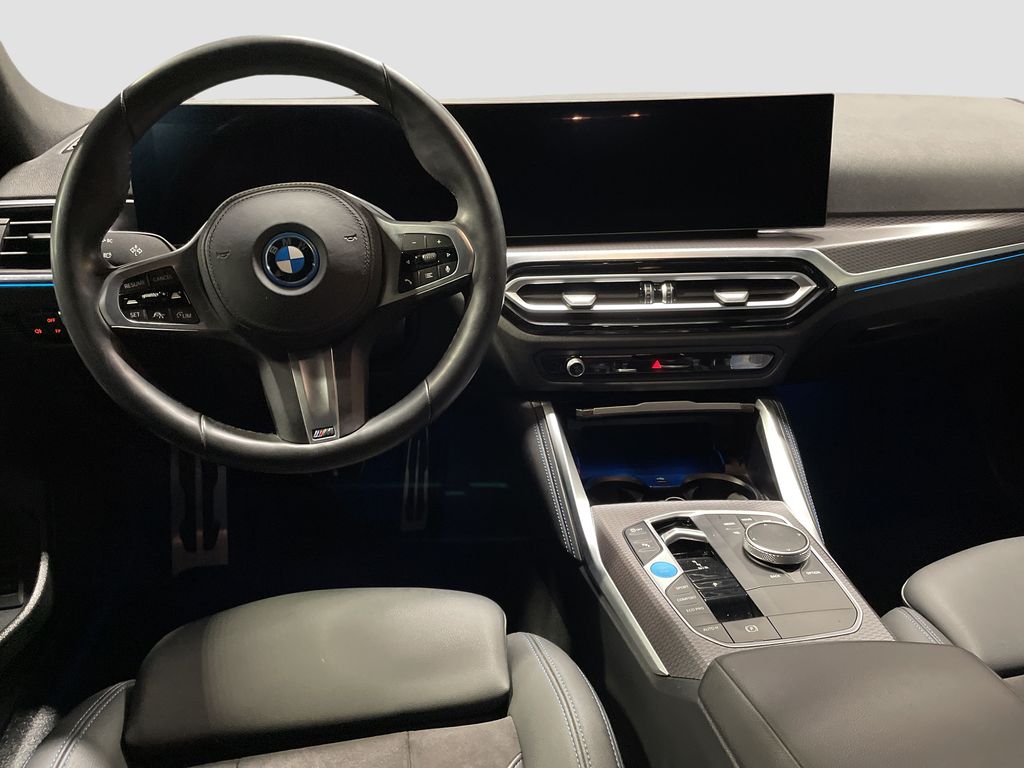 BMW i4 2023