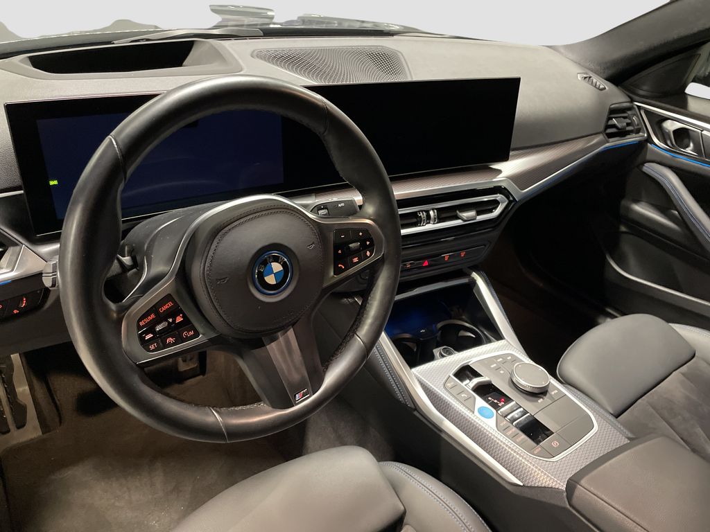 BMW i4 2023