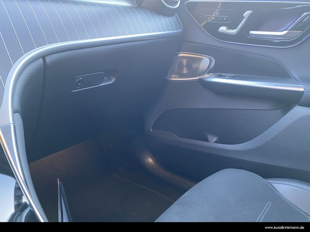 Mercedes-Benz GLC 300 2023