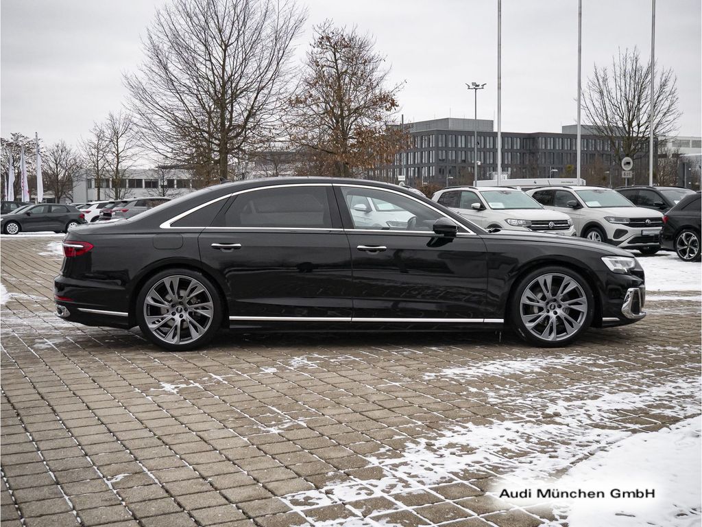 Audi A8 2023