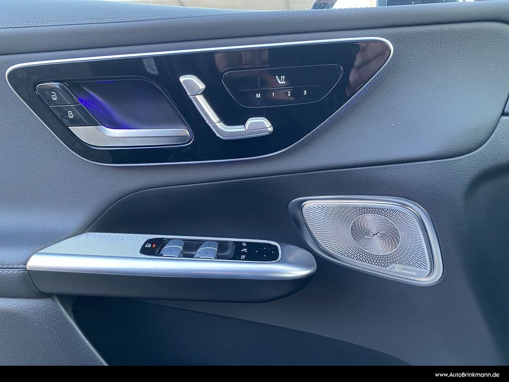 Mercedes-Benz GLC 300 2023