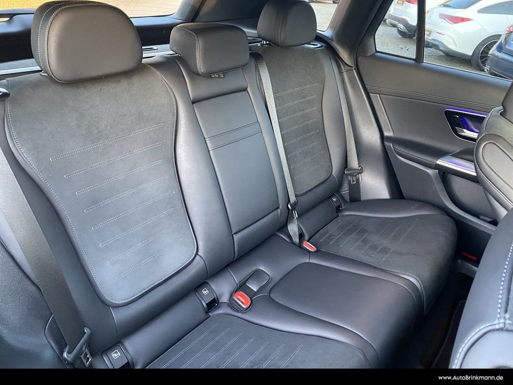 Mercedes-Benz GLC 300 2023