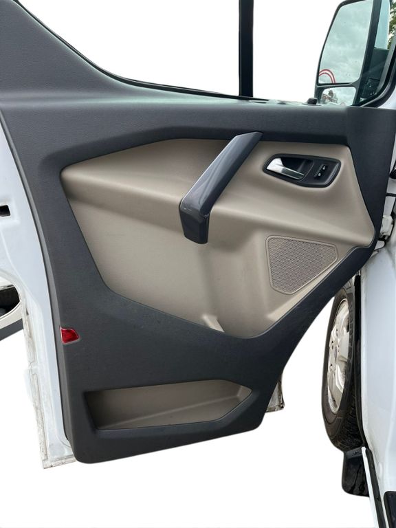 Ford Tourneo Custom 2017