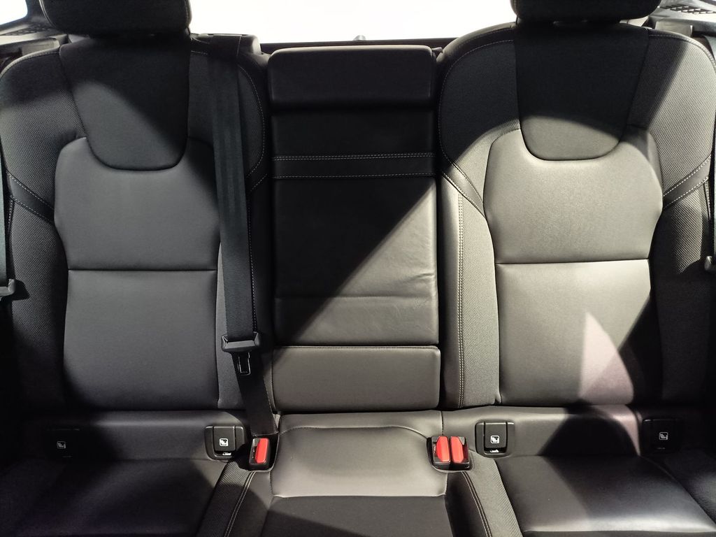 Volvo XC60 2021